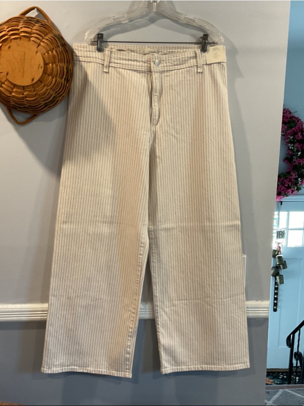 NWT Universal Thread wide leg jeans